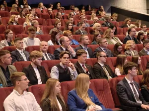 Итоговая презентация участников II Республиканского конкурса молодежных аналитических проектов и церемония награждения состоялись на площадке кинотеатра «Москва» 30 мая, передает корреспондент агентства «Минск-Новости»